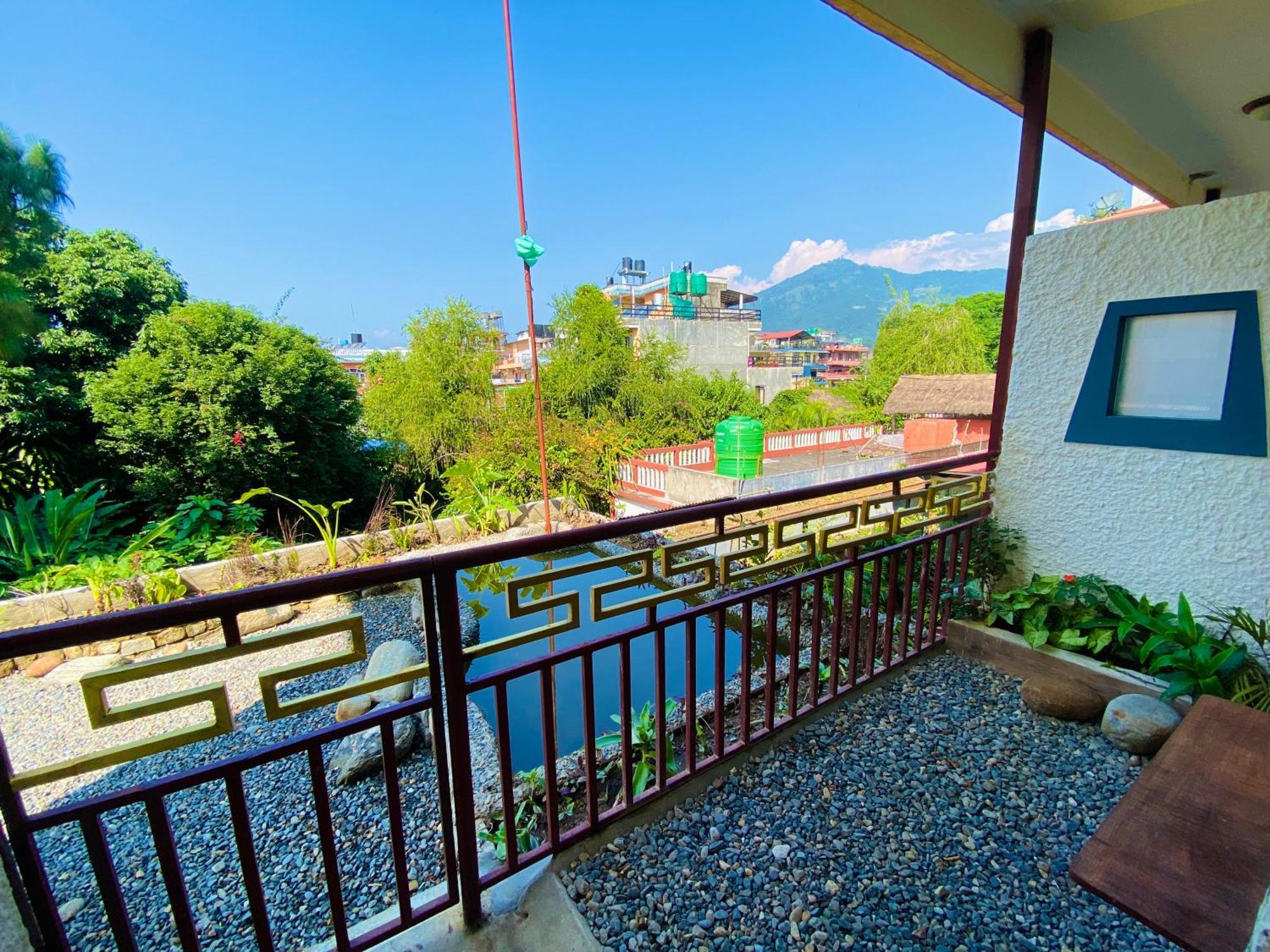 Three Jewels Boutique Hotel Pokhara Exterior photo